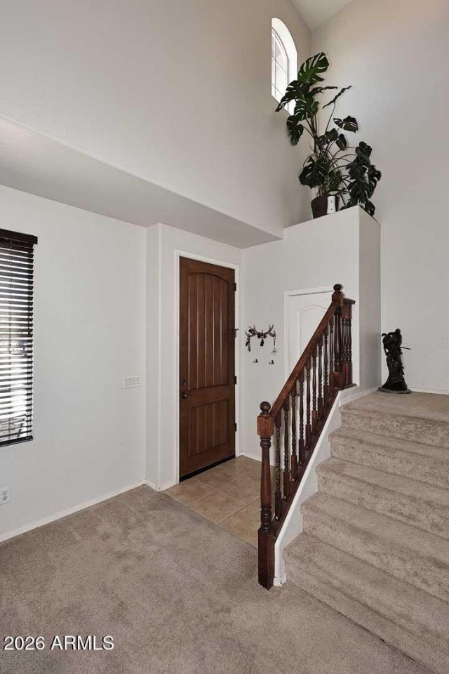 7132 W DARROW Street Laveen, AZ 85339