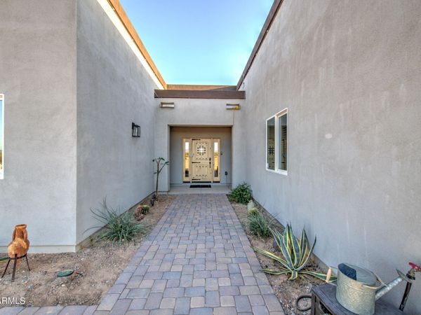 25037 W CHAPAROSA Way, Wittmann, AZ 85361