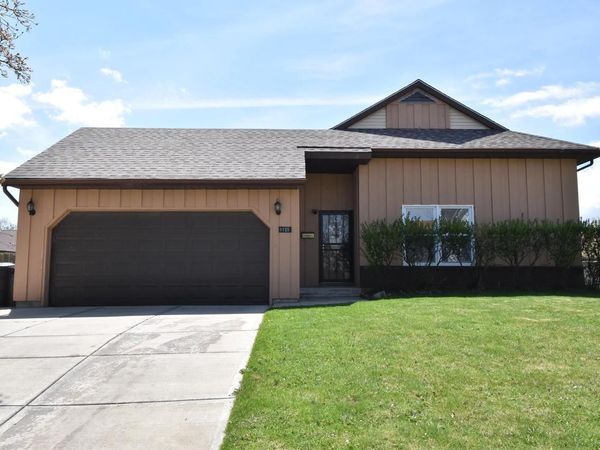 1125 W Lloyd STREET, Milwaukee, WI 53205