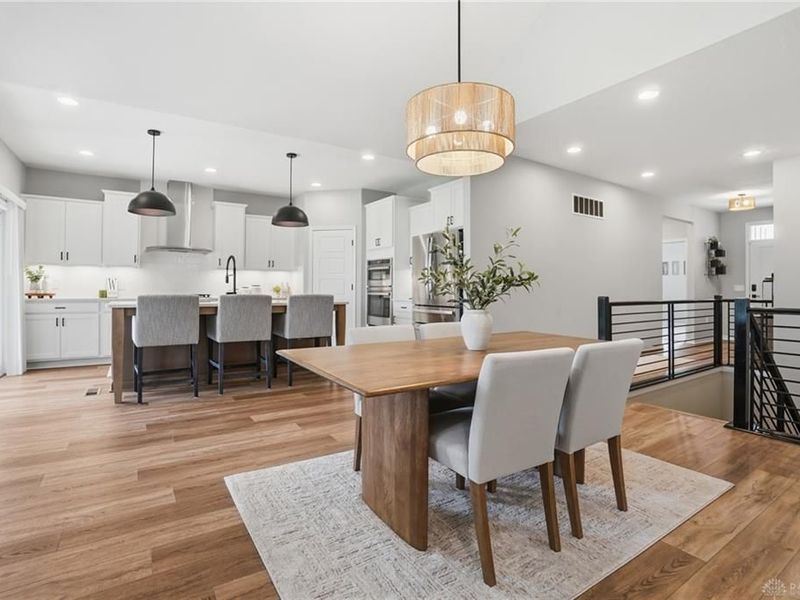 578 Twilight Lane, Sugarcreek Township, OH 45440 Photo 14