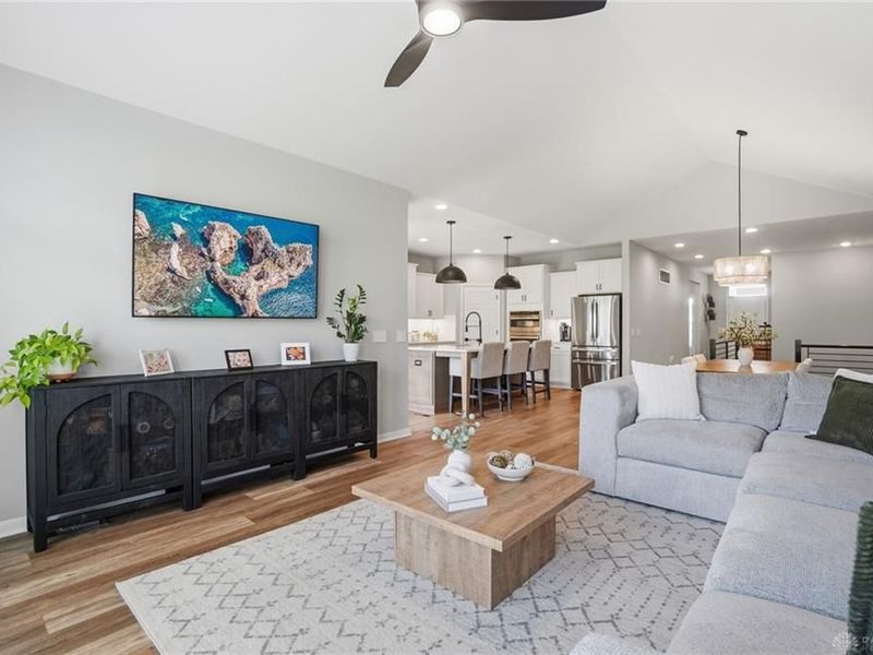 578 Twilight Lane, Sugarcreek Township, OH 45440 Photo 21