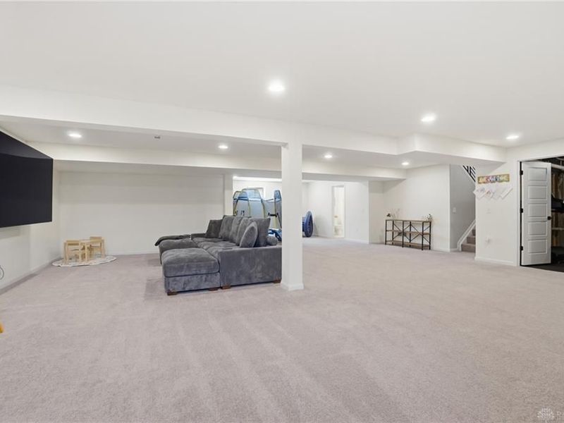 578 Twilight Lane, Sugarcreek Township, OH 45440 Photo 69