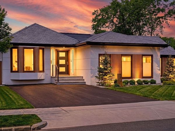 581 Saw Mill Brook Parkway, Newton, MA 02459