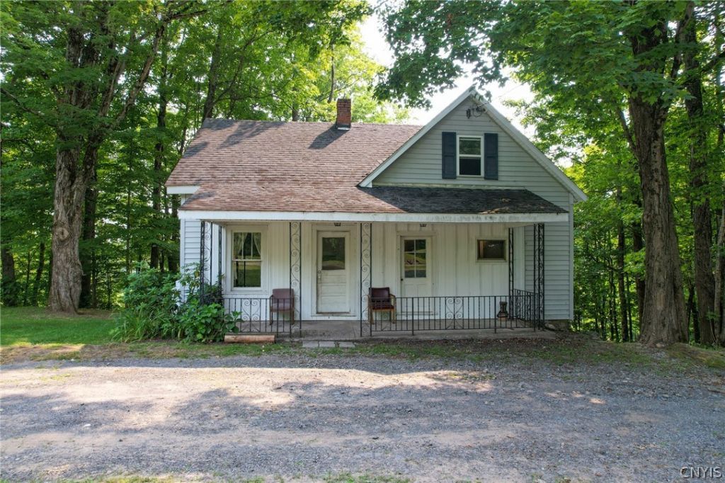 5351 Lee Center Taberg Road, Lee Center, NY 13363 Main Photo