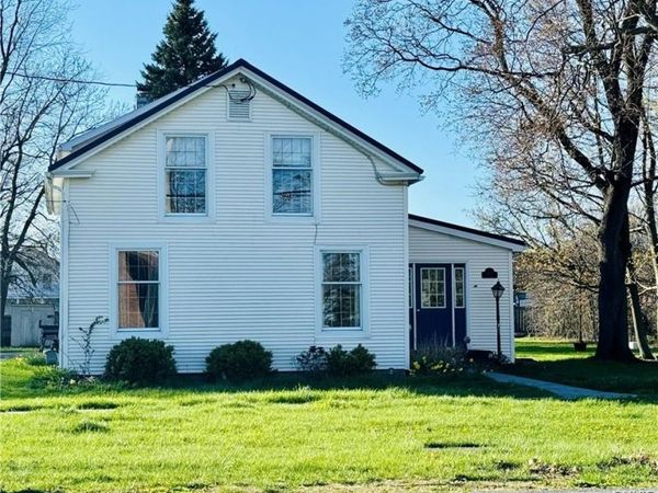 214 S Broad Street , Sackets Harbor, NY 13685