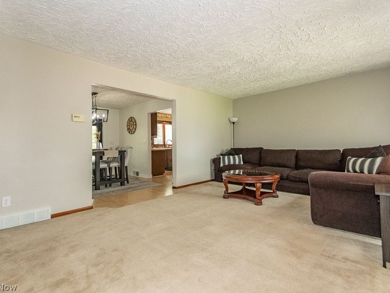 33510 Lake Shore Boulevard, Lakeline, OH 44095 Photo 19