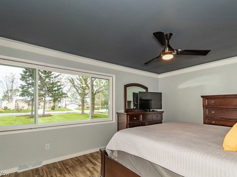 33510 Lake Shore Boulevard, Lakeline, OH 44095 Photo 25