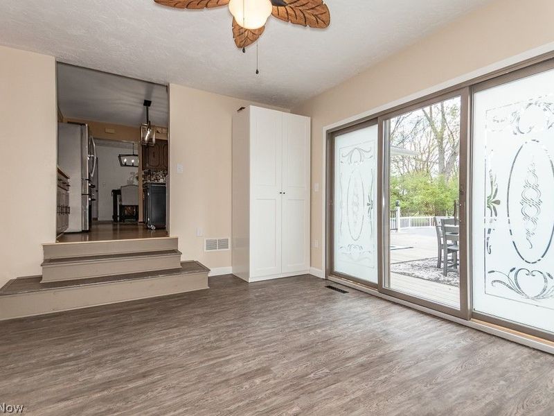 33510 Lake Shore Boulevard, Lakeline, OH 44095 Photo 33