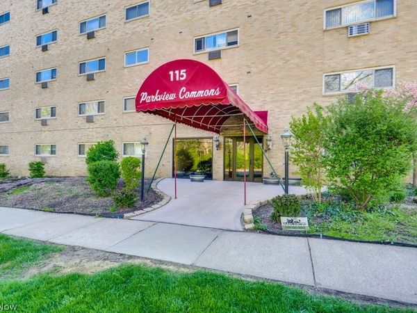 115 S Rocky River Drive , Unit 303, Berea, OH 44017