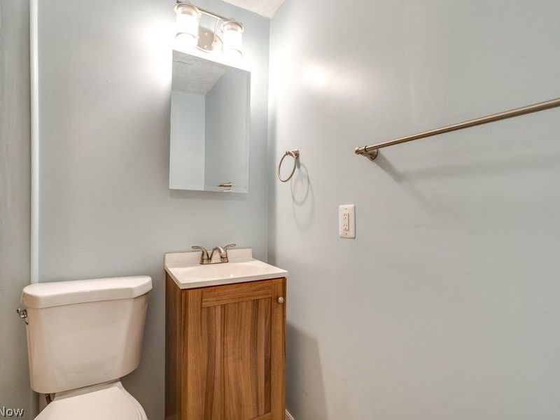 115 S Rocky River Drive, Unit 303, Berea, OH 44017 Photo 18