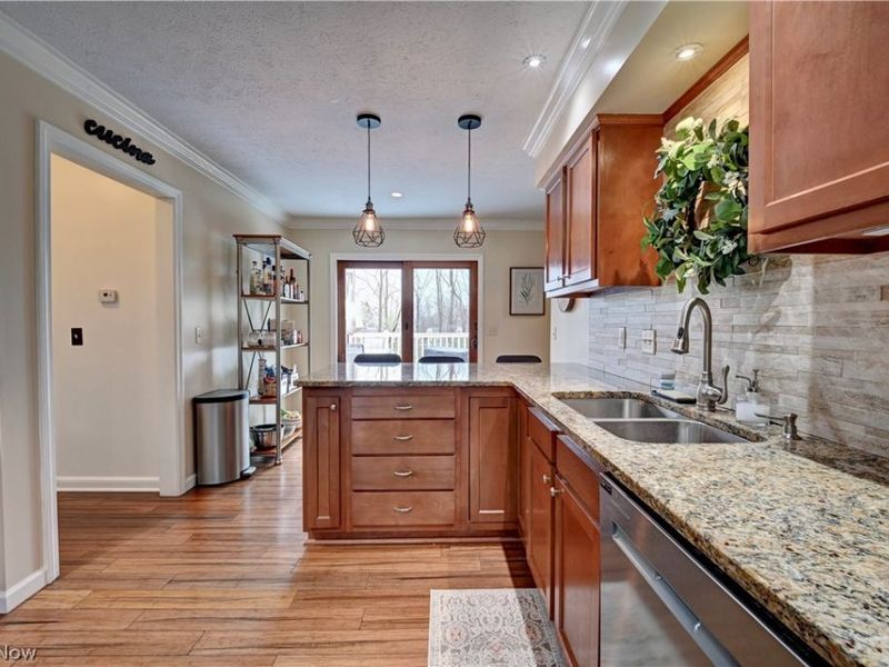 717 Pine Hills Drive SW, Massillon, OH 44646 Photo 15