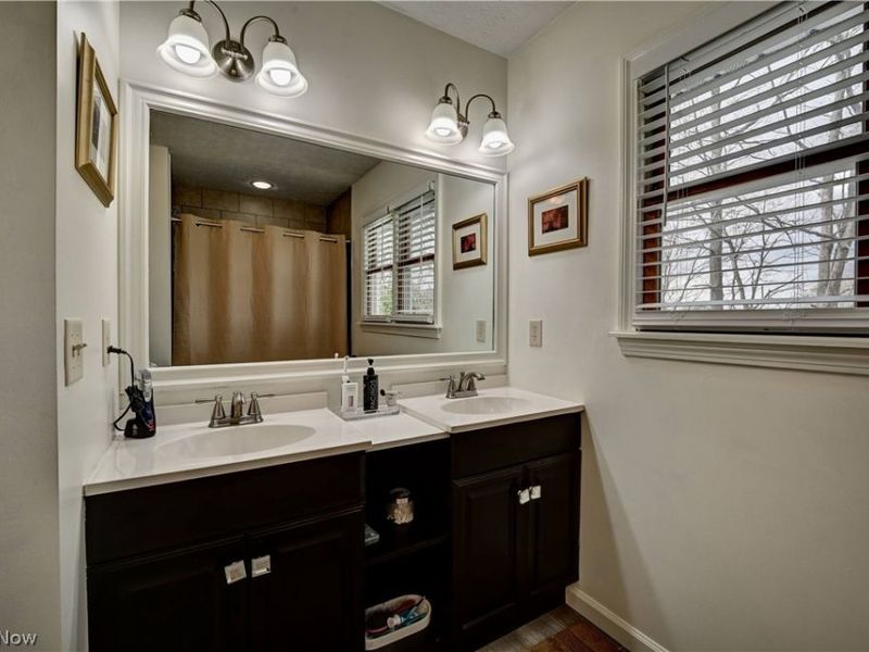 717 Pine Hills Drive SW, Massillon, OH 44646 Photo 18