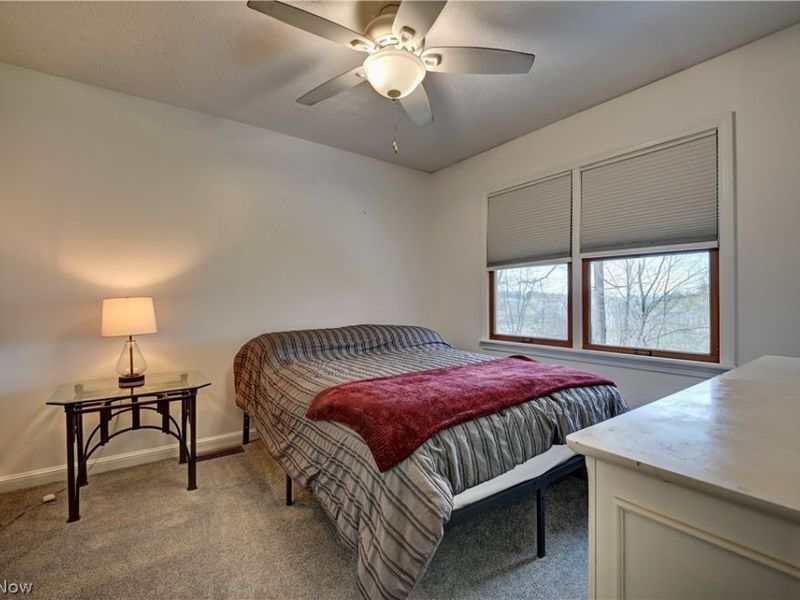 717 Pine Hills Drive SW, Massillon, OH 44646 Photo 22