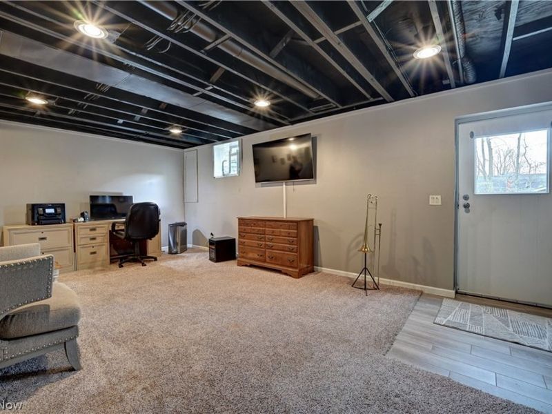 717 Pine Hills Drive SW, Massillon, OH 44646 Photo 28