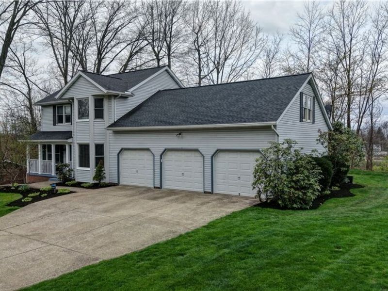 717 Pine Hills Drive SW, Massillon, OH 44646 Photo 5