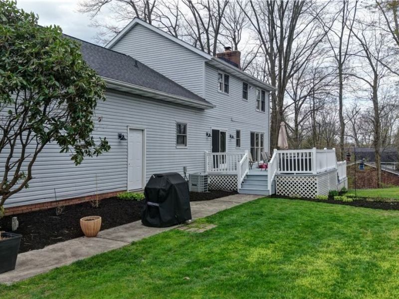 717 Pine Hills Drive SW, Massillon, OH 44646 Photo 7