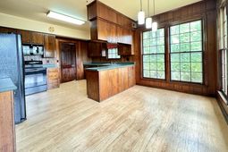 443 Club Acres Boulevard photo 4