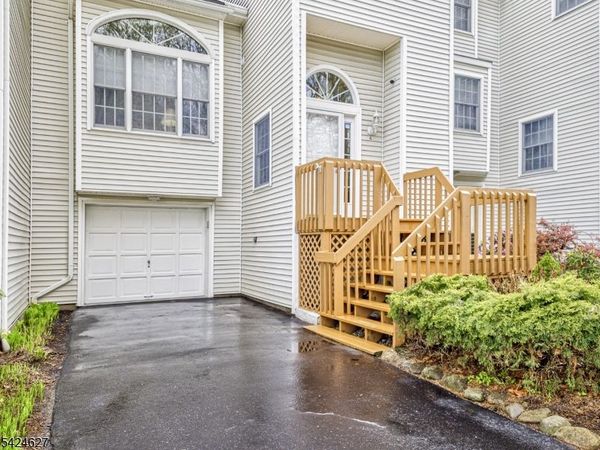 4 Erin Way, Lincoln Park, NJ 07035