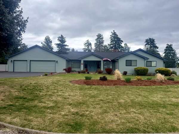 4075 Collier Lane, Klamath Falls, OR 97603