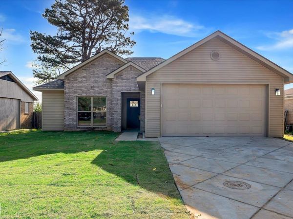 208 Ridgecrest Drive, Walnut Ridge, AR 72476