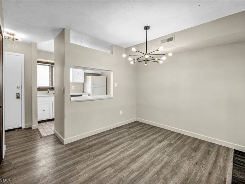 3432 Mayfield Road, Cleveland Heights, OH 44118 Photo 10