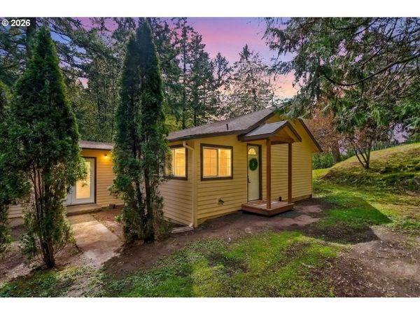 6791 SW MILL RD, Gaston, OR 97119