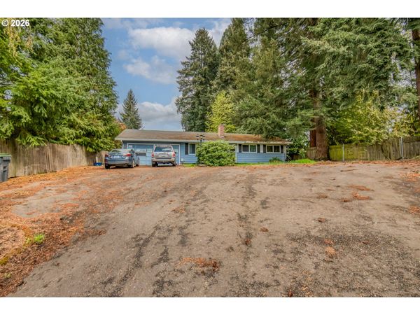 20130 SW BOONES FERRY RD, Tualatin, OR 97062