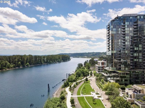 841 S GAINES ST, Unit 2104, Portland, OR 97239