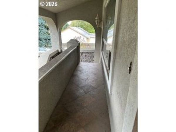 9251 NE SCHUYLER ST, Portland, OR 97220