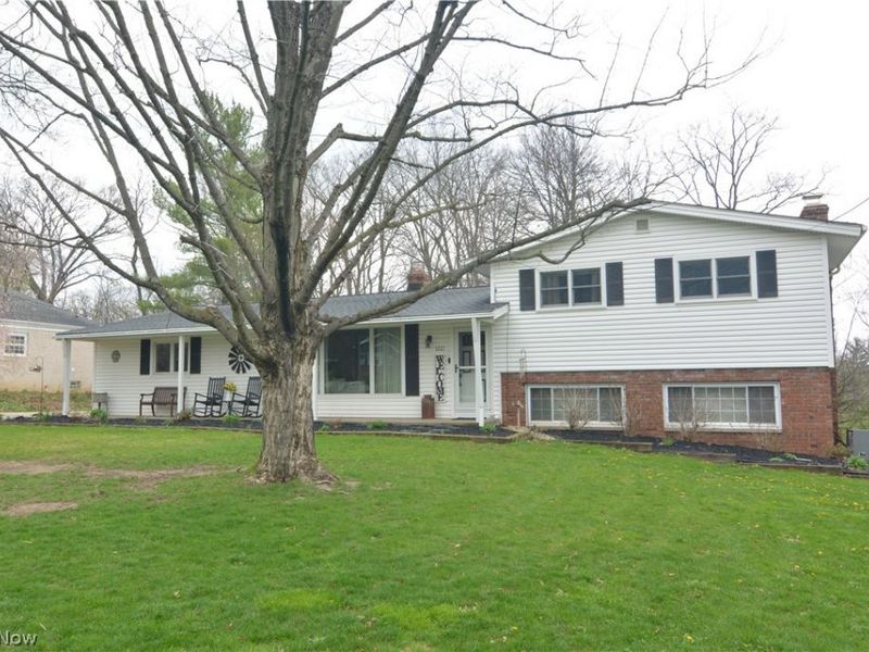 6921 Cranbrook Drive, Brecksville, OH 44141 Photo 3