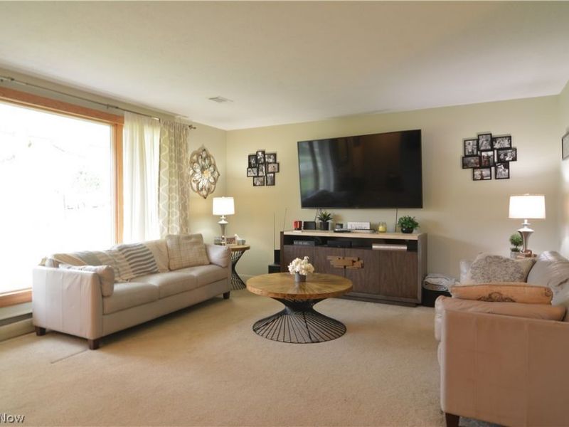 6921 Cranbrook Drive, Brecksville, OH 44141 Photo 7