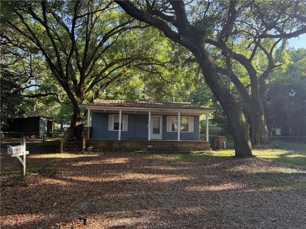 1909 Brill Road , Mobile, AL 36605