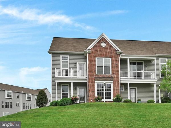 615 DARBY COURT, HUMMELSTOWN, PA 17036
