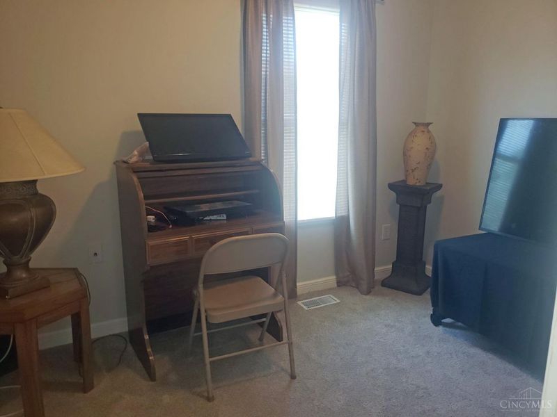 9884 Dunraven Drive, Colerain Township, OH 45251 Photo 12