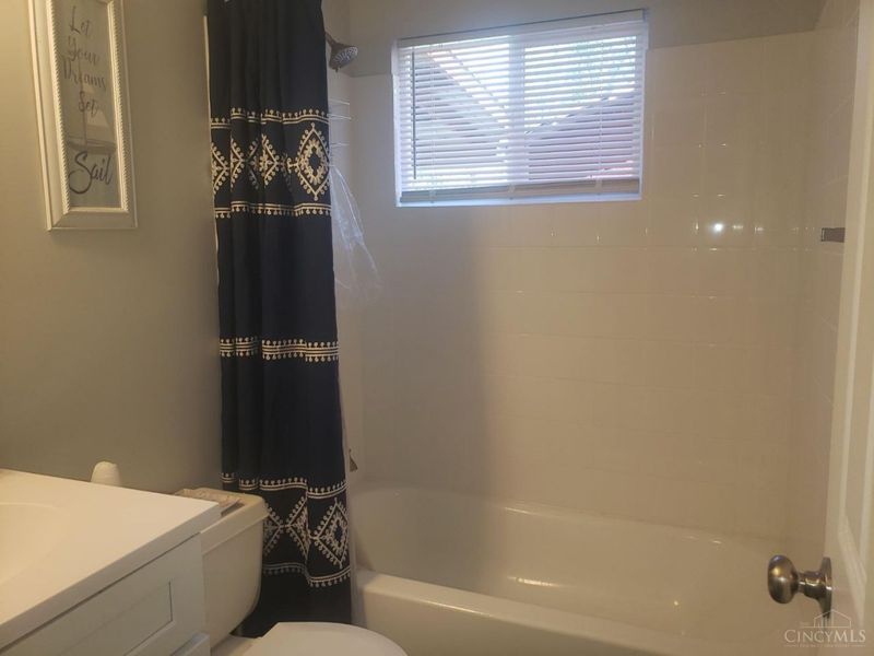 9884 Dunraven Drive, Colerain Township, OH 45251 Photo 15