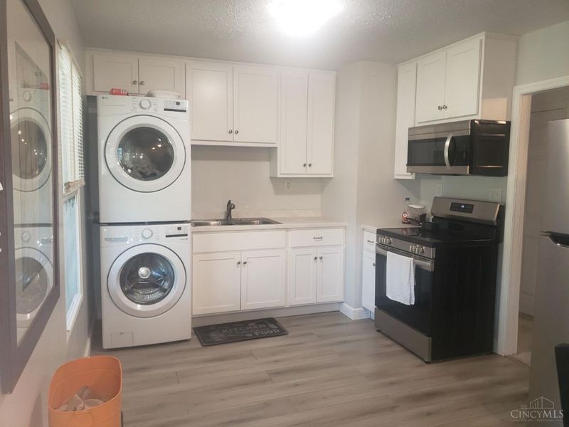 9884 Dunraven Drive, Colerain Township, OH 45251 Photo 6