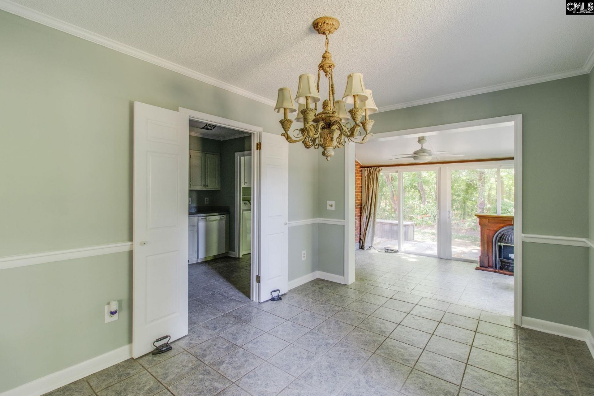 112 Jefferson Place Court  Photo 9