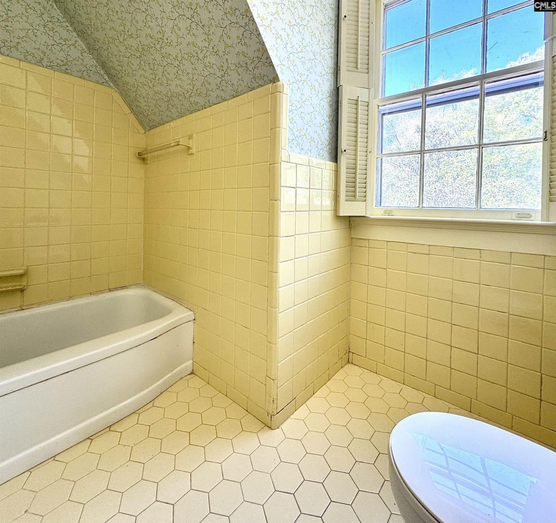 940 Ellis Avenue  Photo 11