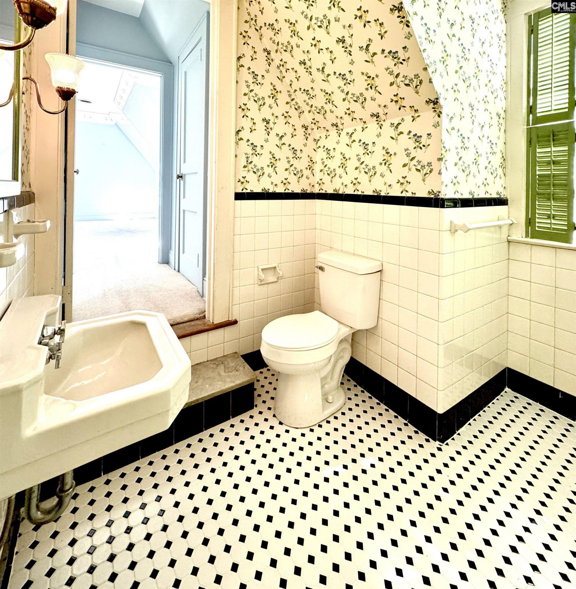 940 Ellis Avenue  Photo 18