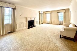 940 Ellis Avenue  photo 4