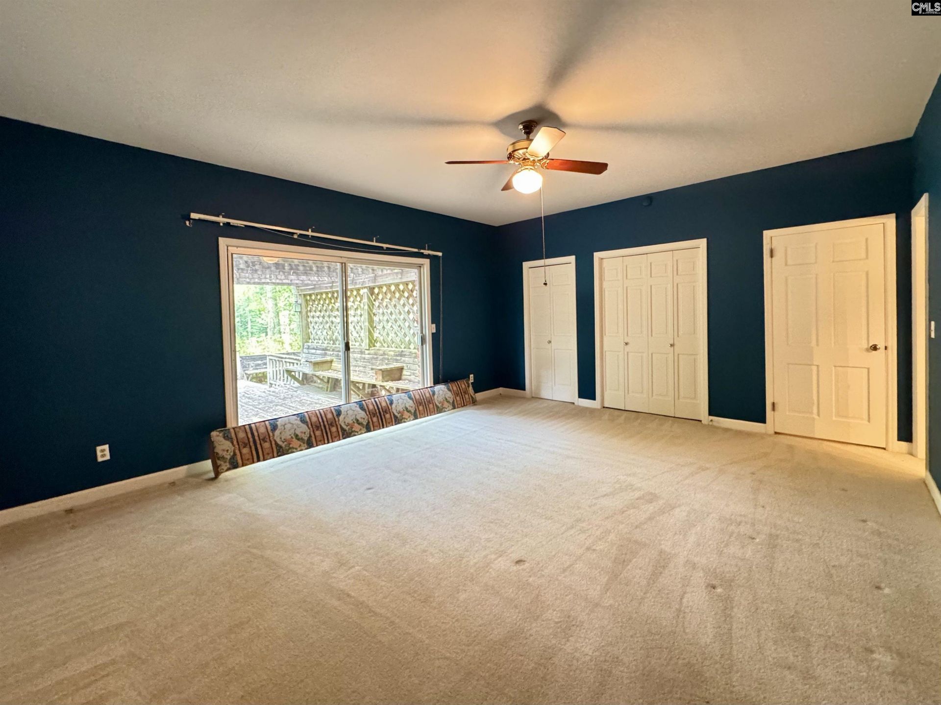 443 Club Acres Boulevard  Photo 9