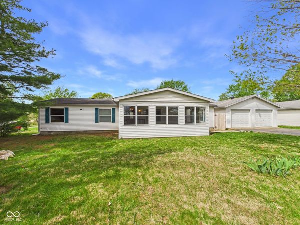 6313 N Lunar Lane , Alexandria, IN 46001