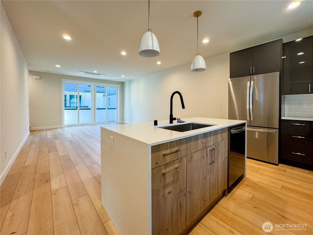 6909 42nd Avenue S, Unit A, Seattle, WA 98118