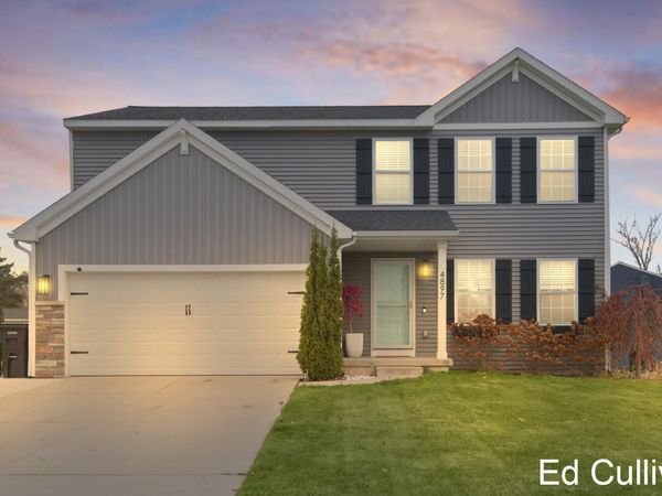 4897 Shadow Creek Drive, Hudsonville, MI 49426