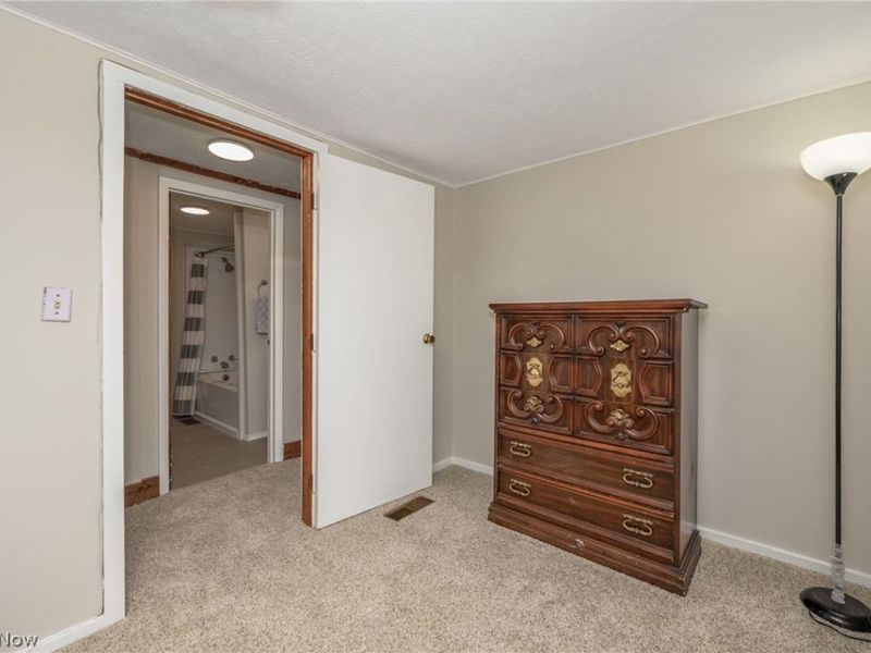 1069 W Nimisila Road, New Franklin, OH 44216 Photo 12