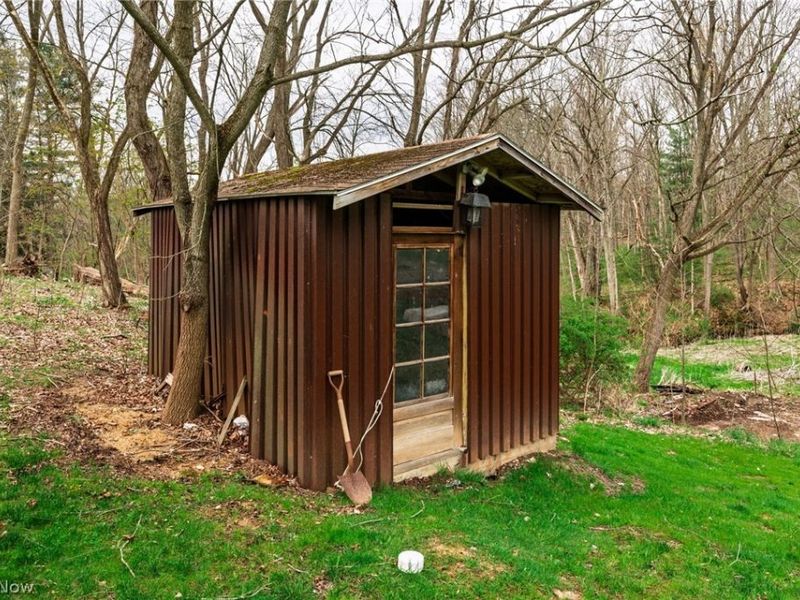 1069 W Nimisila Road, New Franklin, OH 44216 Photo 18