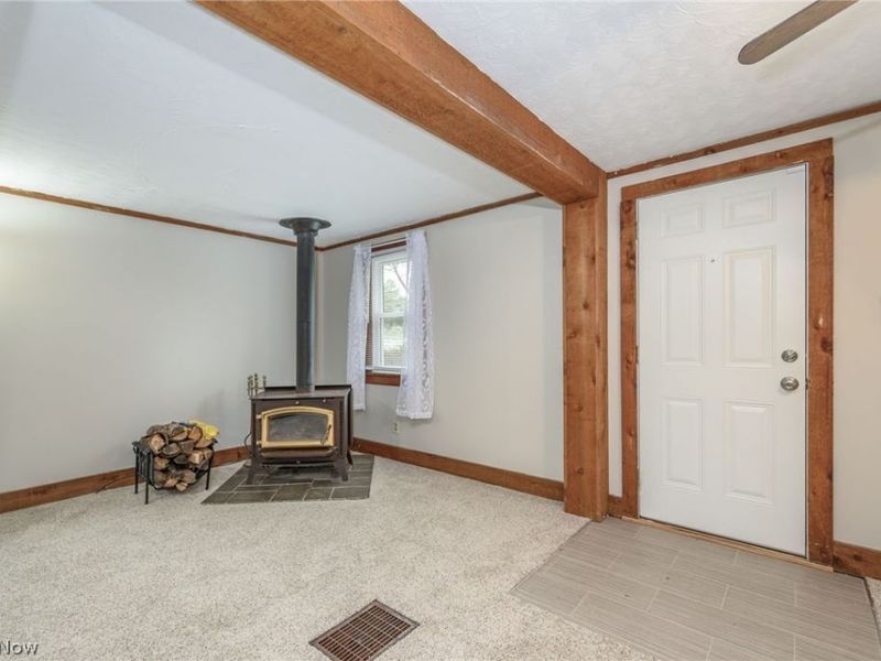 1069 W Nimisila Road, New Franklin, OH 44216 Photo 2