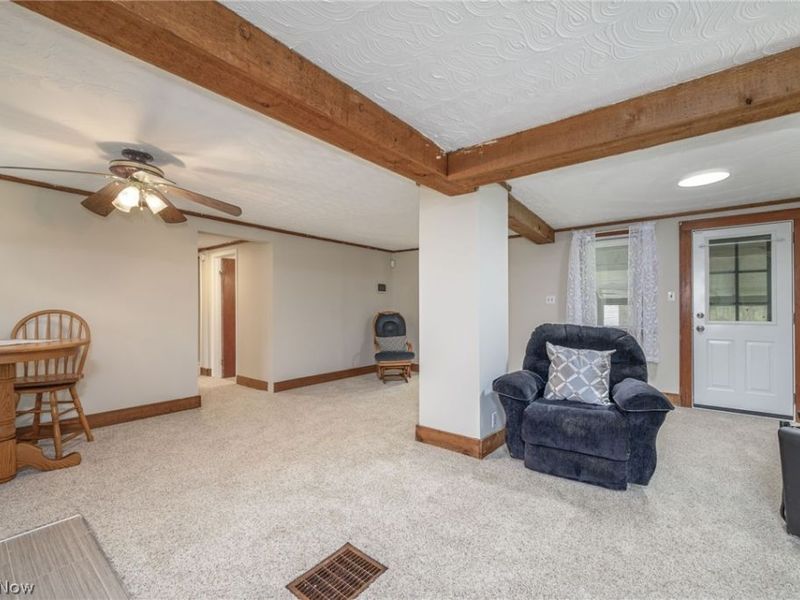 1069 W Nimisila Road, New Franklin, OH 44216 Photo 4