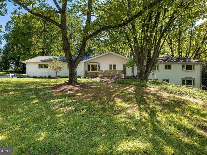 1 Springbriar Lane, Baltimore, MD 21208 Main Photo