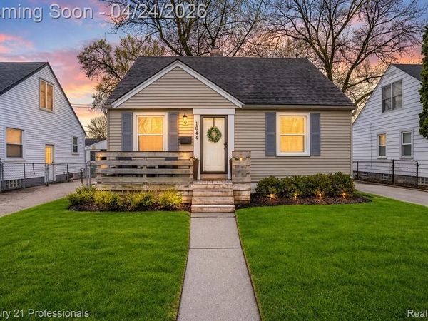 1844 Haynes Street, Birmingham, MI 48009
